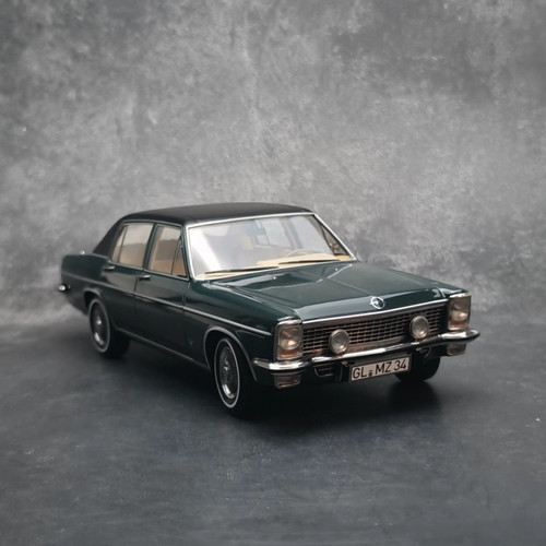 Norev opel diplomat - 1:18,
