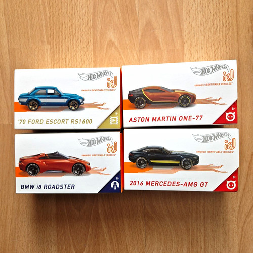 Hot wheels series - hot,