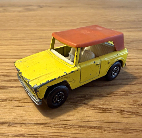 Matchbox series field - field, car
