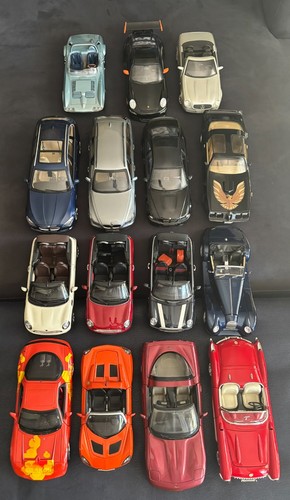 Modellautos - 1:18,