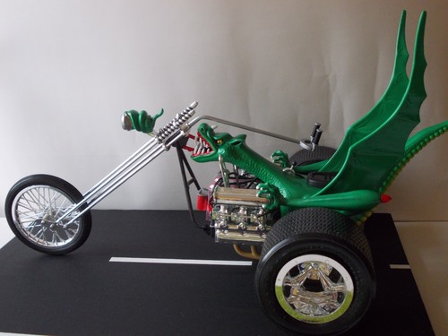Dragonfire trike 07979 revell - dragonfire,
